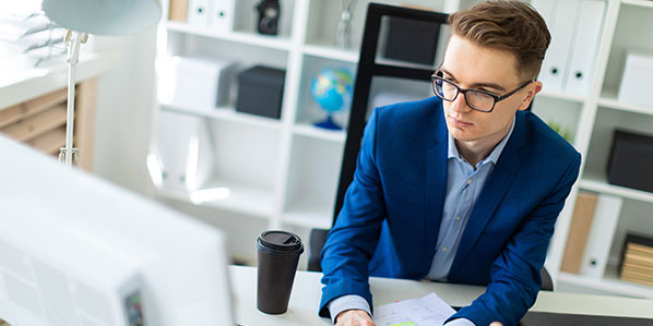 Are notice periods enforceable in the UK?